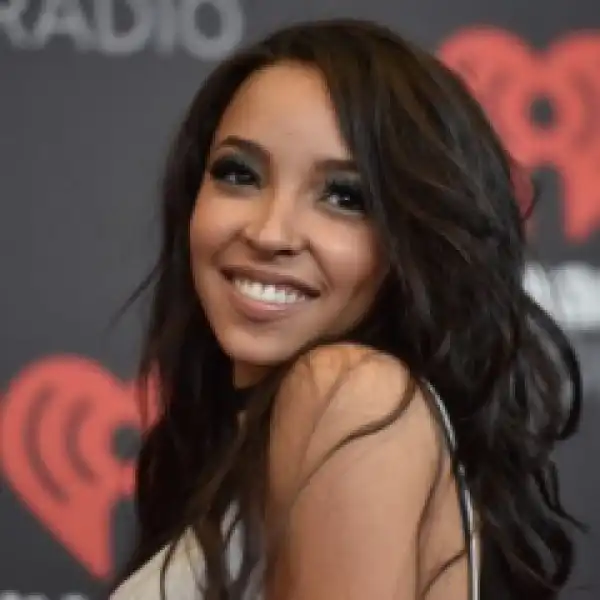 Tinashe - Dos On
